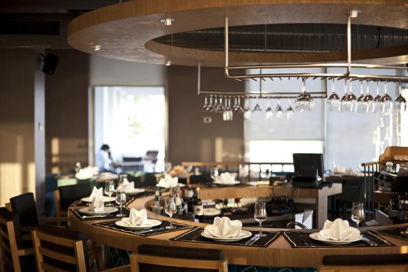 Park 156 Hotel Истанбул Ресторант снимка